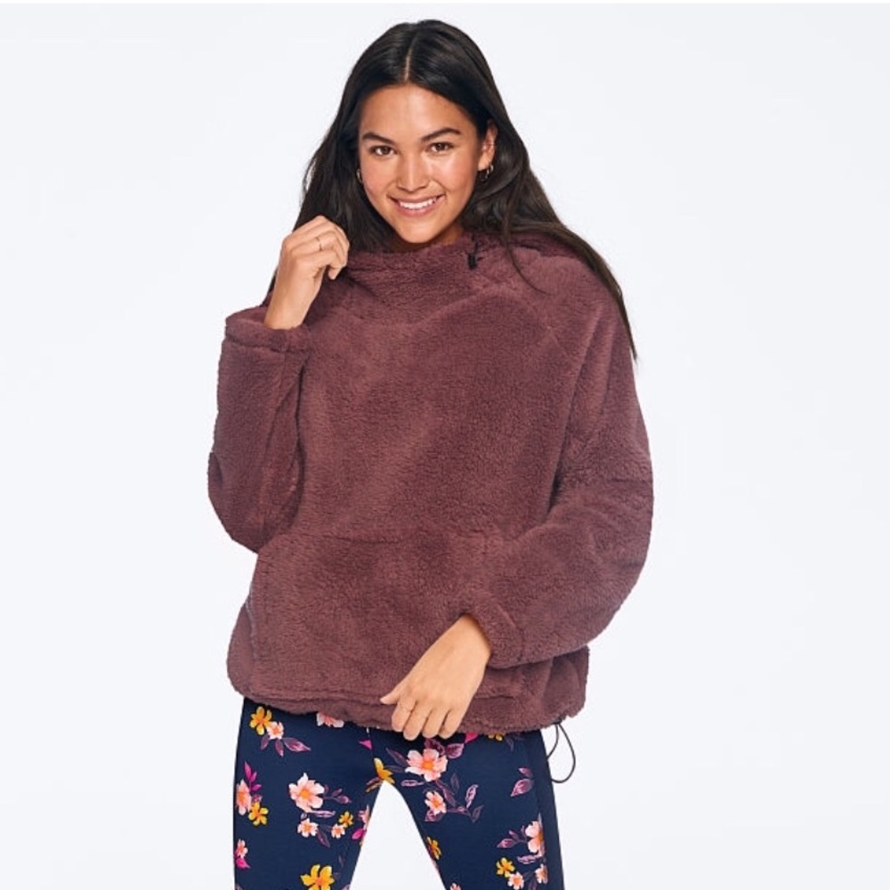 NEW VS PINK TEDDY PULLOVER SWEATER SMALL